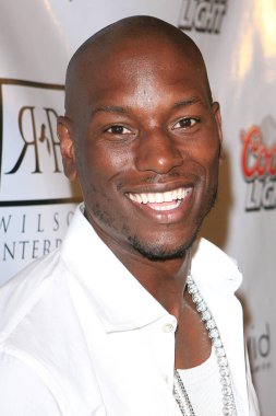 BEVERLY HILLS, CA - 24 Haziran 2008: Tyrese, 24 Haziran 2008 'de Beverly Hills, Kaliforniya' daki Bay Chow 'un restoranında düzenlenen İkinci Yıllık Interscope, Geffen, A & M Records 