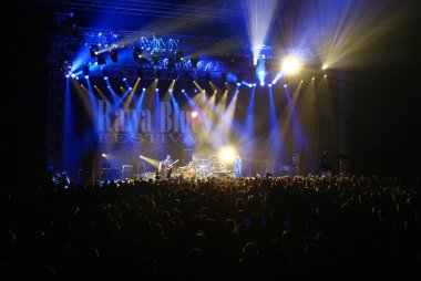 Rawa Blues Festivali - En büyük blues festivali kapalı mekanda. Uluslararası Blues festivalinin 29 'uncu baskısı. 10 Ekim 2009, Katowice, Polonya. Festivalin yıldızları: Eden Brent, Rod Piazza ve The Mighty Flyers, Eric Sardinas, Shakin Dudi