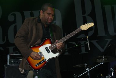 Rawa Blues Festivali - En büyük blues festivali kapalı mekanda. Uluslararası Blues festivalinin 29 'uncu baskısı. 10 Ekim 2009, Katowice, Polonya. Festivalin yıldızları: Eden Brent, Rod Piazza ve The Mighty Flyers, Eric Sardinas, Shakin Dudi