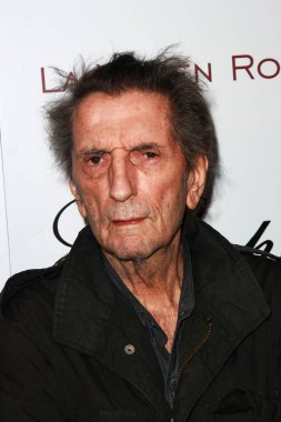 Harry Dean Stanton olay sırasında yakın plan portresi