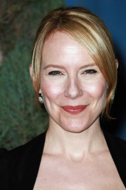Amy Ryan, 4 Şubat 2008 'de Los Angeles, Kaliforniya' da Beverly Hilton Oteli 'nde düzenlenen 80. Akademi Ödülleri adayları yemeğinde poz verdi..