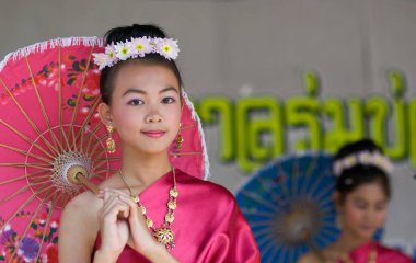 Chiang Mai, Tayland 'da düzenlenen geleneksel Şemsiye Festivali, 2010