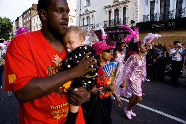 Sibiu City, Romanya - 14 Haziran 2019. Londra'dan Notting Hill Karnavalının Lezzetleri Romanya'nın Sibiu Uluslararası Tiyatro Festivali'nde sahne aldı