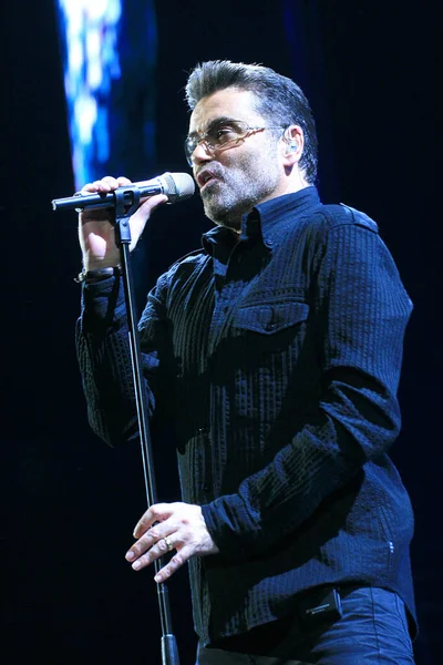 Los Angeles Giugno Cantante George Michael Esibisce Sul Palco Durante — Foto Stock