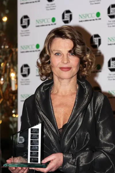 ロンドン February ジュリー クリスティは 2008年2月8日にロンドン イングランドのグロブナー ハウス ホテルでロンドン映画批評家のサークル賞を受賞 — ストック写真