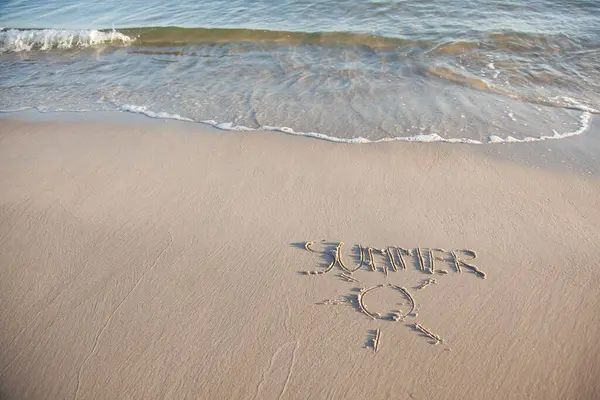Tekst Napisany Piaszczystej Plaży — Zdjęcie stockowe