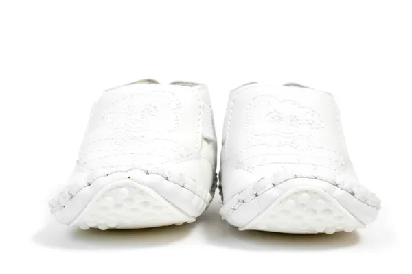 Chaussures Bébé Blanches Sur Fond Blanc — Photo