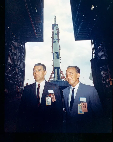 Saturn 500F Rollout Attendees — Stock Photo, Image