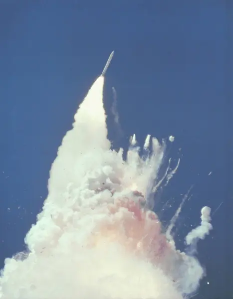 Challenger Rocket Booster Sky — Stock Photo, Image