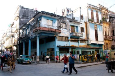 Havana 'nın eski şehir caddesi manzarası, Küba