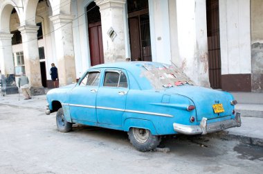 Havana, Küba 'da güzel bir retro araç.