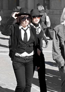 The Blues Sisters 'ın görünümü