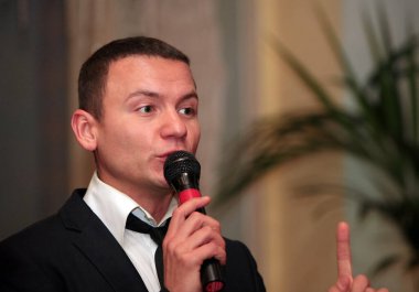 MOSCOW - 25 DEC: Rus aktör Alexander Oleshko 25 Aralık 2008 'de Moskova' da bir gösteri.