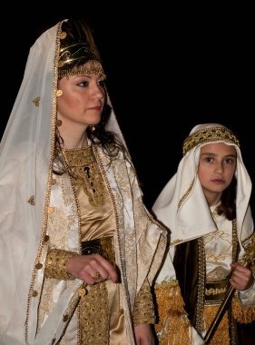 VALLETTA, MALTA - 30 Nisan 2018 'de Malta, Malta' da düzenlenen Kutsal Cuma geçit töreninde İncil 'deki tutku sahnelendi. Malta 'da Paskalya. Malta' da geleneksel Paskalya alayı.