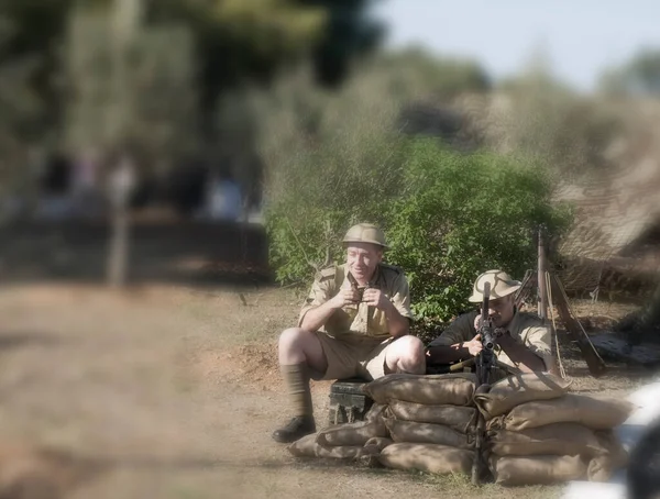 Soldados Campo Com Arma — Fotografia de Stock