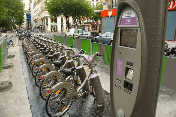 法国巴黎自行车租赁系统 — 图库照片