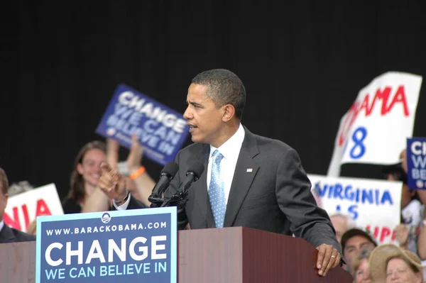 Manifestación Barack Obama Pabellón Nissan 2008 — Foto de Stock
