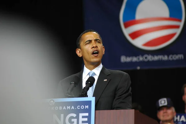 Barack Obama Rally Het Nissan Paviljoen 2008 — Stockfoto
