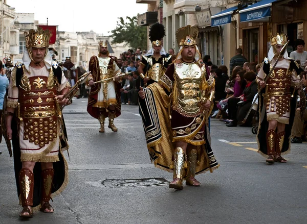 Sokaklarda Tacıyla Gezen Ncilin Kralı — Stok fotoğraf