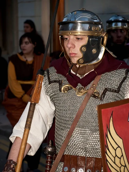 Miğferli Ortaçağ Şövalyeleri — Stok fotoğraf