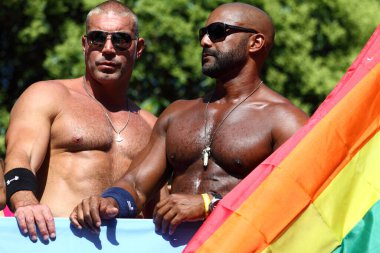Gay Parade 'in gündüz çekimi  