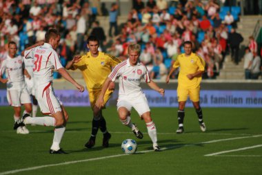 Aalborg BK (beyaz), UEFA Avrupa Ligi karşılaşmasında FK Slavija Sarajevo 'nun evinde bir araya geldi. Sonuç 0-0 'dı, ki bu da ev sahibi seyirciler için bir hayal kırıklığıydı..