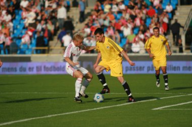 Aalborg BK (beyaz), UEFA Avrupa Ligi karşılaşmasında FK Slavija Sarajevo 'nun evinde bir araya geldi. Sonuç 0-0 'dı, ki bu da ev sahibi seyirciler için bir hayal kırıklığıydı..