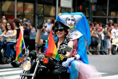 NYC Onur Yürüyüşü 28 Haziran 2009