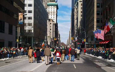 Aziz Patrick Günü Geçidi