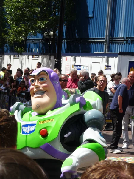 Buzz Lightyear Toy Story Estreno Centro Londres Julio 2010 — Foto de Stock
