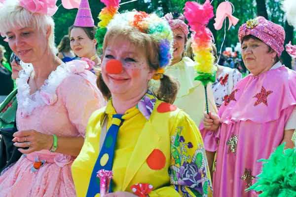 Folk Leker Clowner Karnevalsfest — Stockfoto