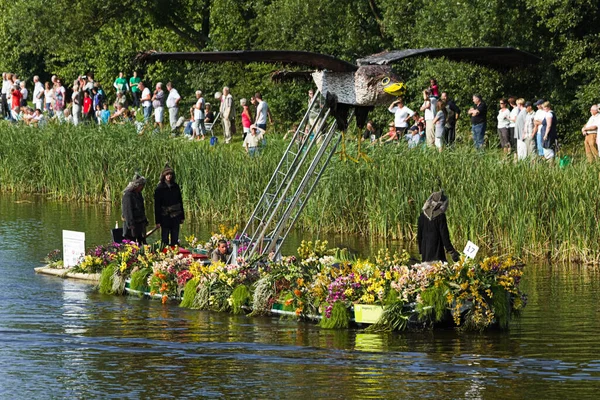 Westland Floating Flower Parade 2010 Netherlands — Stock Photo, Image
