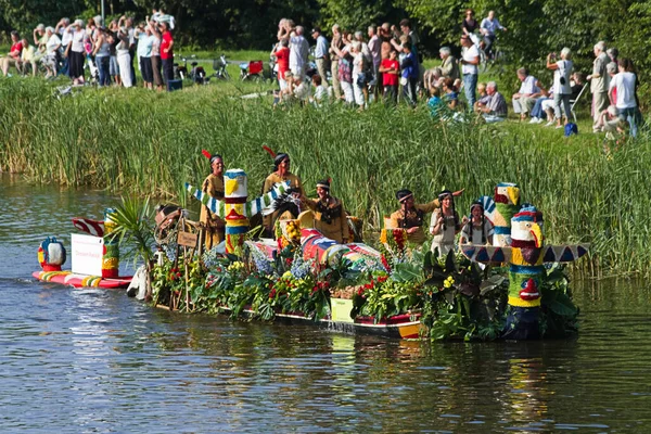 Westland Floating Flower Parade 2010 Pays Bas — Photo