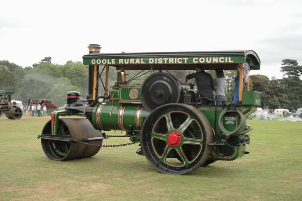 Large Green Traction Steam Roller — Stock Photo, Image