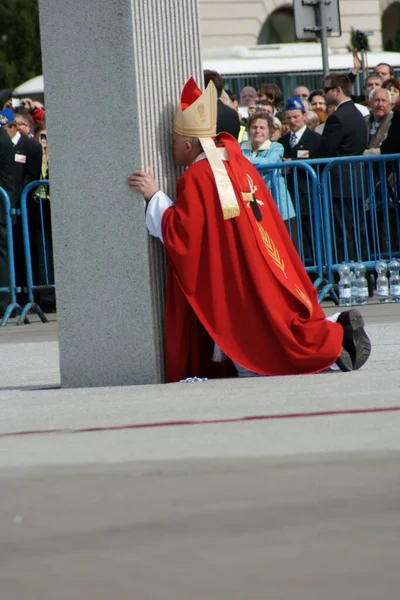 ポーランドワルシャワ 6月6日 カジミェシュ大司教Nycz — ストック写真