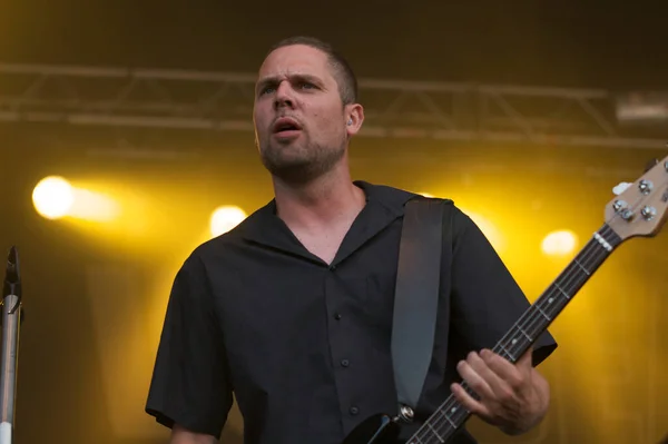 Volbeat Człowiek Śpiewa Gra Gitarze — Zdjęcie stockowe