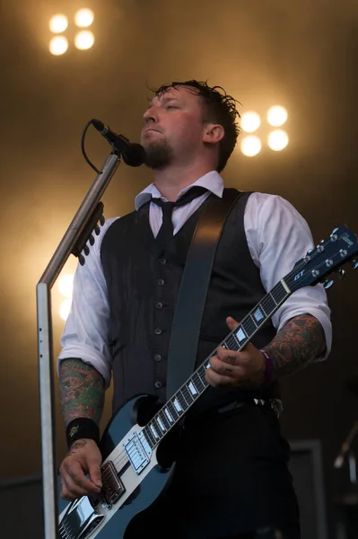 Volbeat Человек Поет Играет Гитаре — стоковое фото