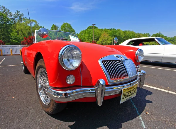 Carro Vermelho Antigo Clássico Auto Show Festival — Fotografia de Stock