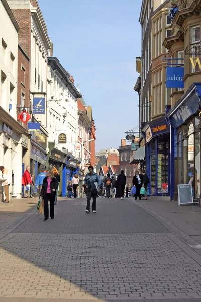 Muchas Personas Caminando Por Calle Mientras Sshopping York — Foto de Stock