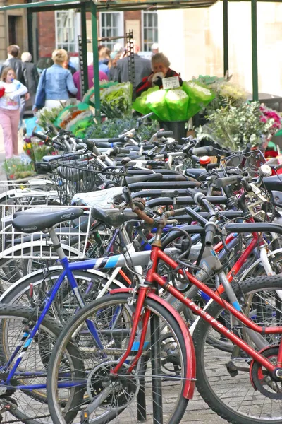 Pedal Fahrräder York England Geparkt — Stockfoto