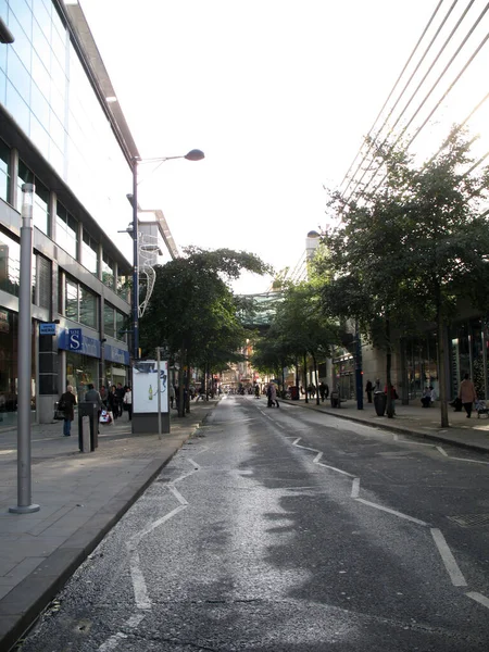 Manchester Ngiltere Alışveriş Sokakta Yürüyen Insanlar — Stok fotoğraf