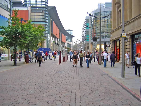 Compras Manchester Inglaterra Gente Caminando Por Las Calles — Foto de Stock