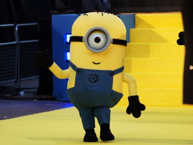 Sarı Minion Despicable Me Premiere 'de Merkez Londra' da 11 Ekim 2010
