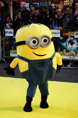 Sarı Minion Despicable Me Premiere 'de Merkez Londra' da 11 Ekim 2010