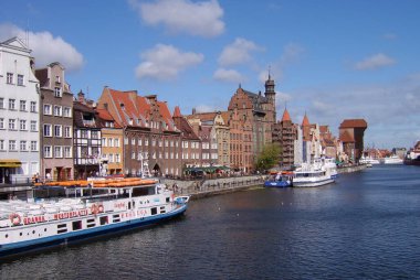 Körfez ve eski şehir Gdansk 'a bak