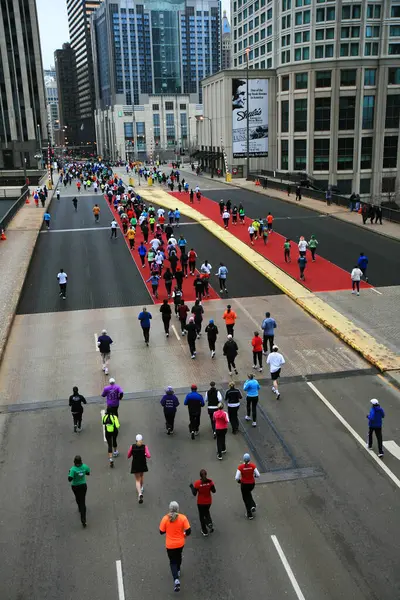 Chicago 8K Shamrock Karıştırması