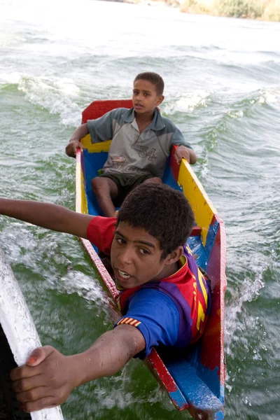埃及阿斯旺附近尼罗河的居民 — 图库照片