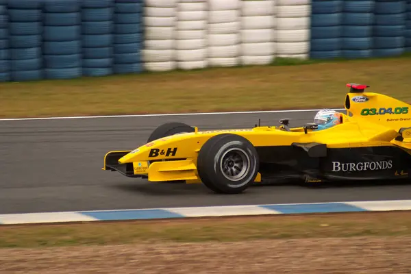 Yellow Formula One Racing Car — Stock Photo, Image
