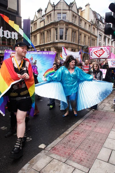People Attending Annual Bristol Gay Pride 2011 Bristol — Stockfoto