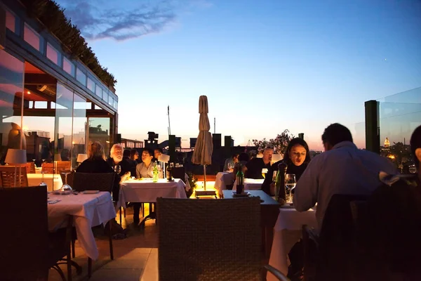 Cenas Terraza Restaurante Por Noche — Foto de Stock